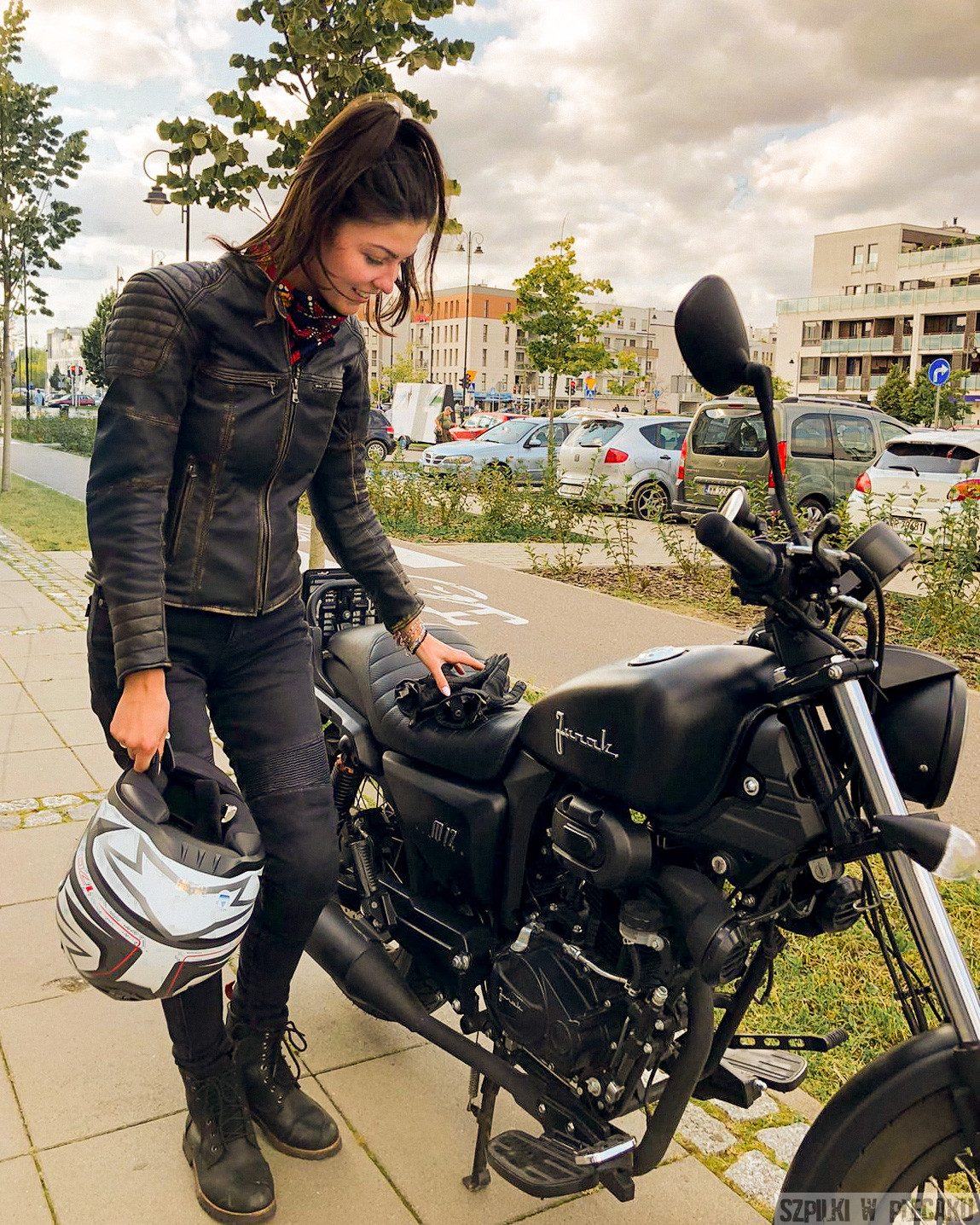 Junak M12 Vintage - Szpilki w plecaku - Ewa Chojnowska Lesiak
